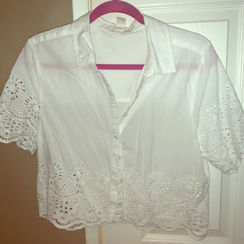 White crop top